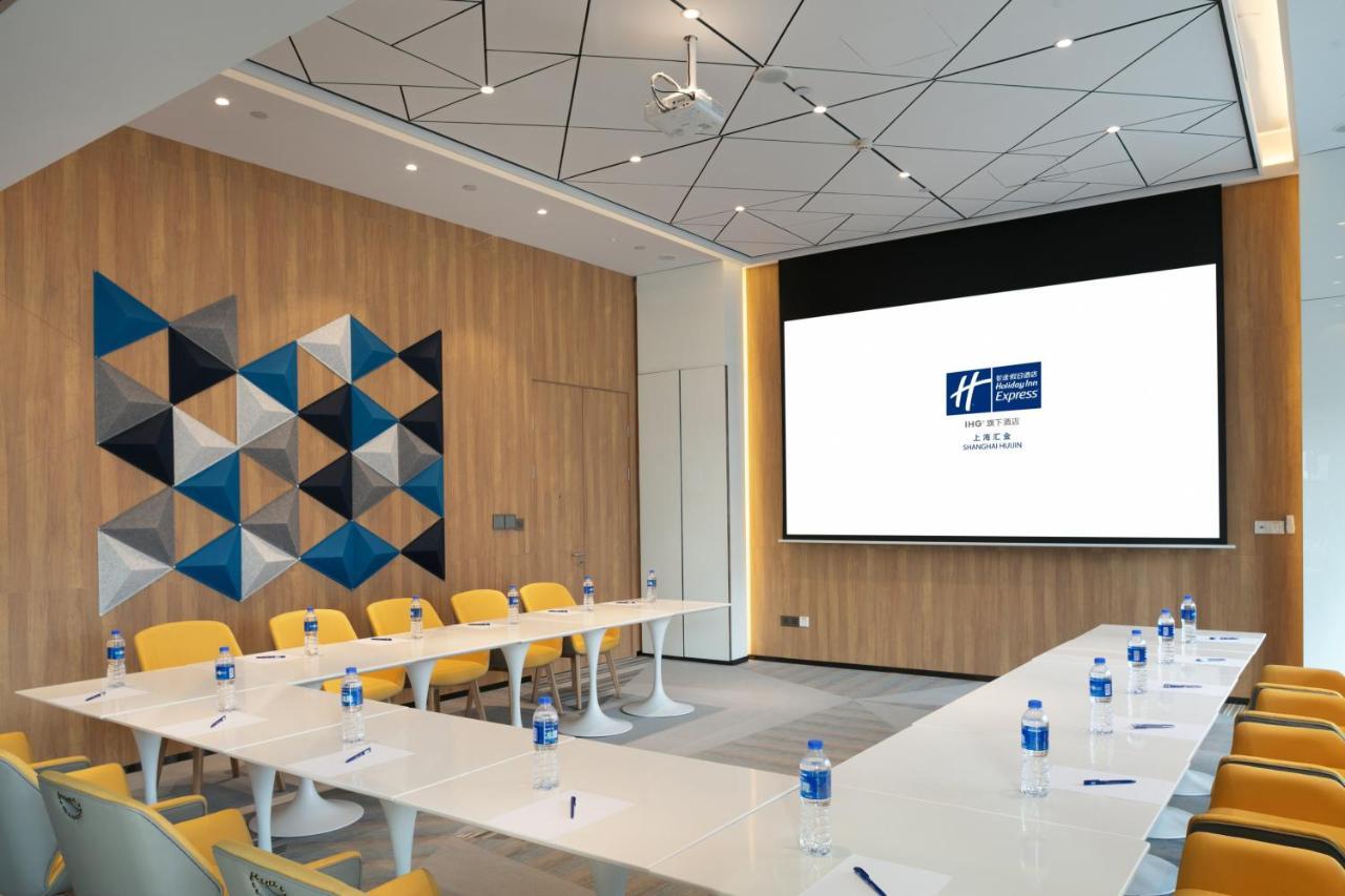 Holiday Inn Express Shanghai Huijin By Ihg 외부 사진