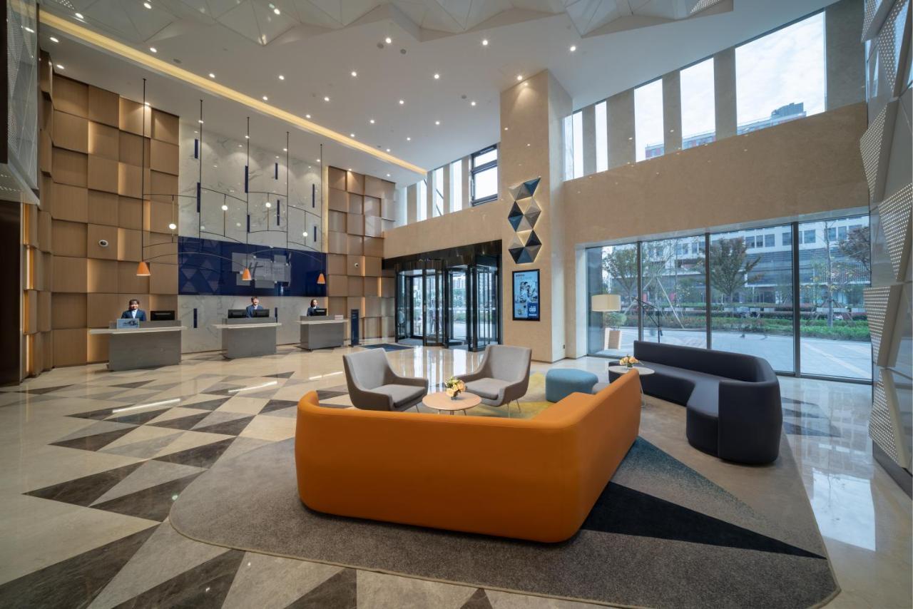 Holiday Inn Express Shanghai Huijin By Ihg 외부 사진